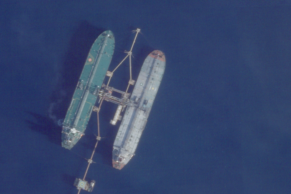 Estados Unidos incauta petrolero cerca de Venezuela, informan autoridades.