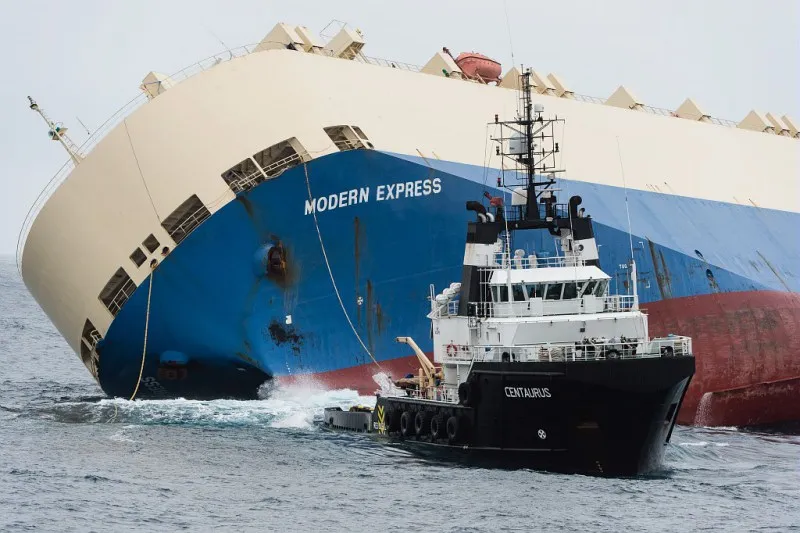 El Modern Express: una escora de 40 grados y una evacuación decisiva en el golfo de Vizcaya