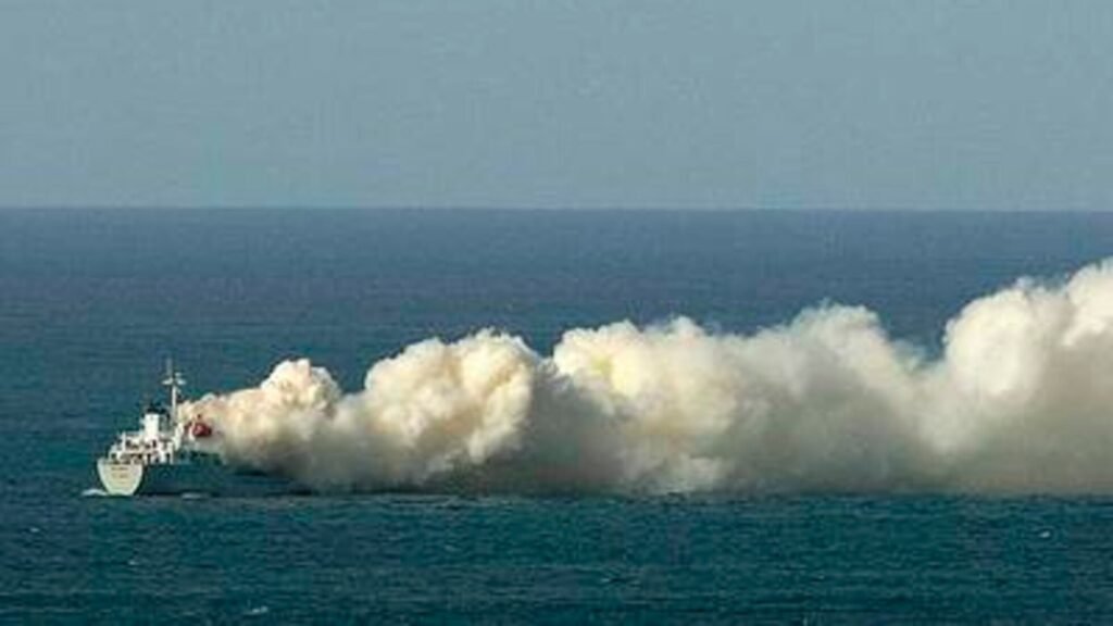 El incendio del Ostedijk: una reacción química en alta mar frente a la costa gallega