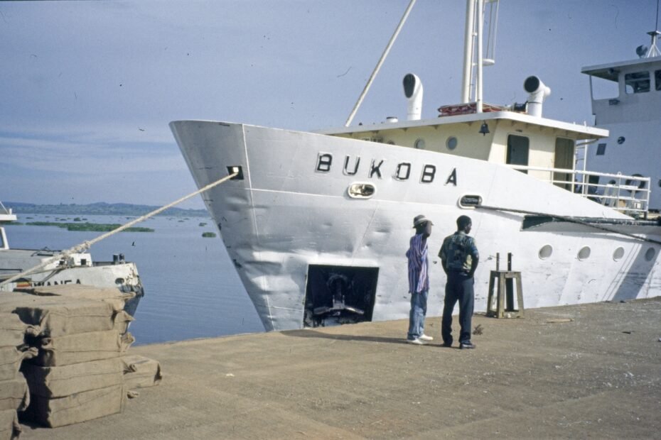 El hundimiento del MV Bukoba: 894 muertos en una travesía del lago Victoria El hundimiento del MV Bukoba: 894 muertos en una travesía del lago Victoria