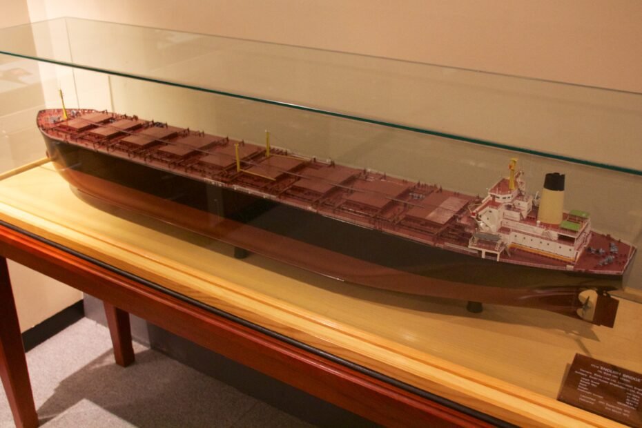 MV Derbyshire: el hundimiento de un gigante británico en el tifón Orchid