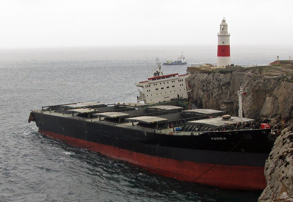 El MV Fedra: el temporal que partió un granelero frente a Gibraltar