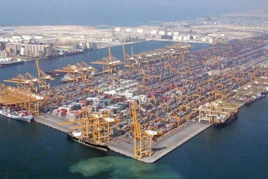 Jebel Ali sale del top 30 mundial por la caída del tráfico en Ormuz Jebel Ali sale del top 30 mundial por la caída del tráfico en Ormuz